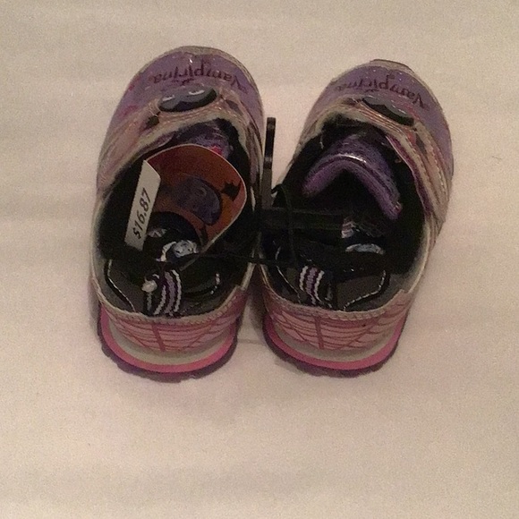 Disney Vampirina Light up athletic Toddler Girl Shoes - Picture 3 of 9